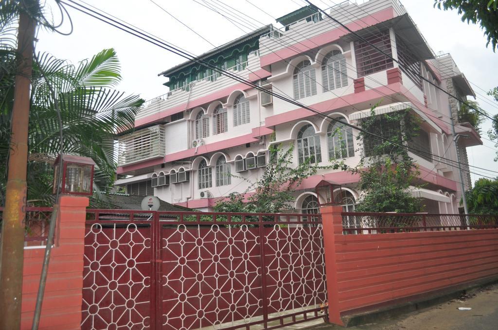 Saikia Nest The Home-Stay Guwahati Esterno foto