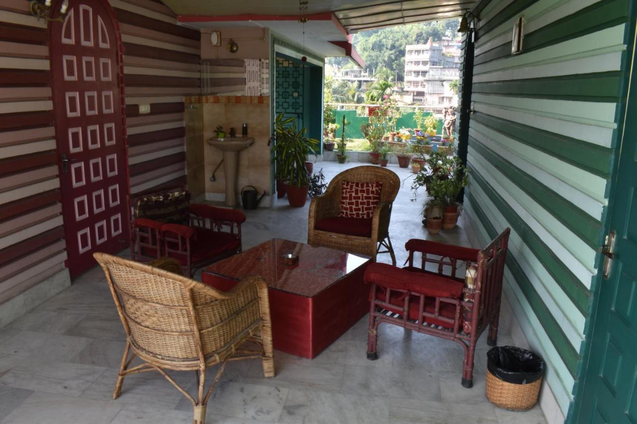 Saikia Nest The Home-Stay Guwahati Esterno foto